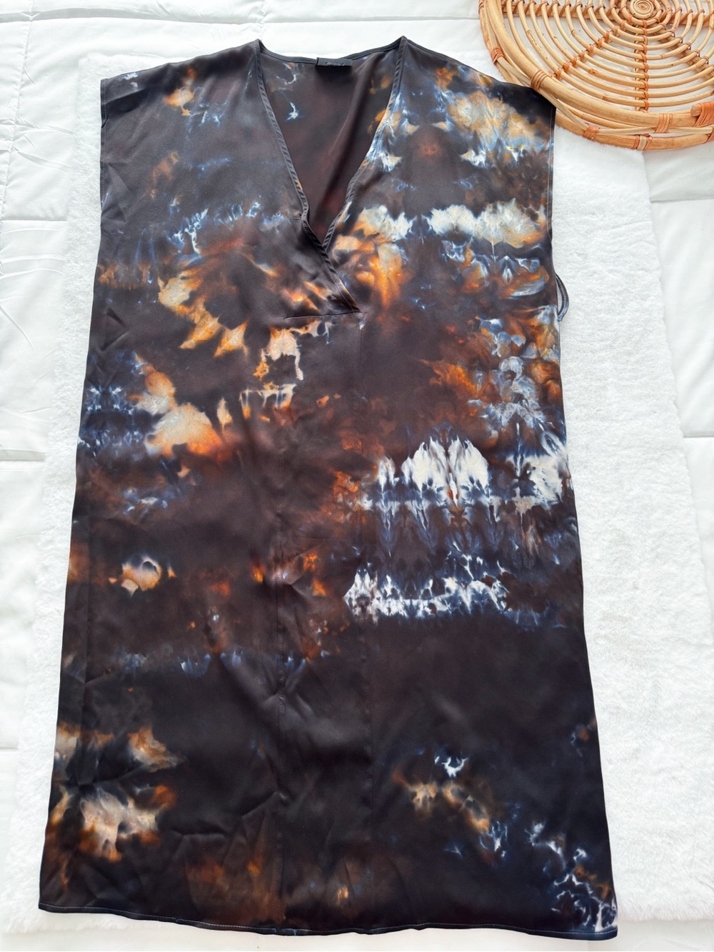 Riverside Tool & Dye Luca Silk Charmeuse Kaftan Midi Dress Black Tie Dye - Picture 13 of 16